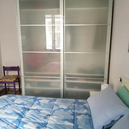 Lungocanale Apartment *