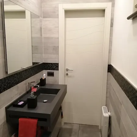 Lungocanale Apartment *